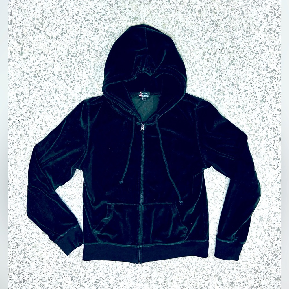 ANNA FASHION Sweatshirt Hoodie for Womens. Size Large, Color Velvet Black.